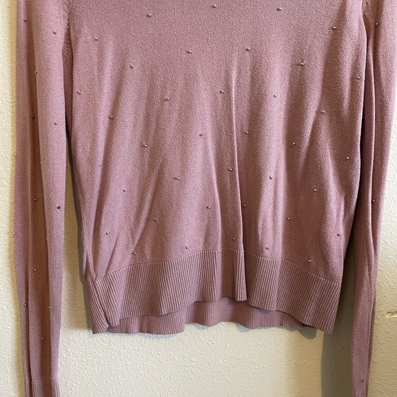 Sweater - Picture 5 of 6